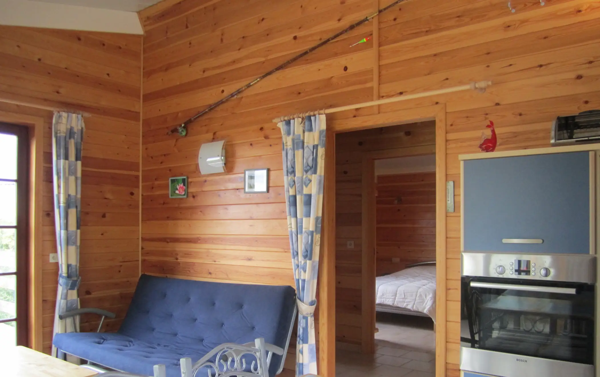 Cottage for 6 people in Chimay Chalet de l’Etang du Marteau